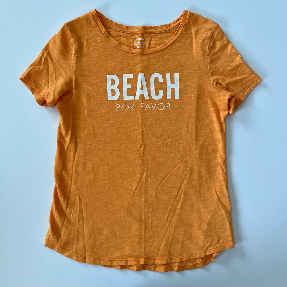 Women’s Old Navy Graphic Tee